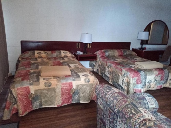 Motel Lennoxville image 23